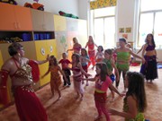 Orientální tanečnice -p.Skalská